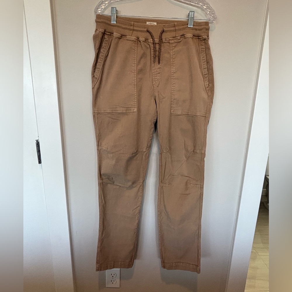 Faherty Women’s Drawstring Utility Chinos in Tan